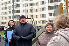 Николай Бобылев провел обход территории на улице Маршала Савицкого