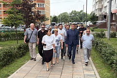 Глава управы провел обход в квартале Южный